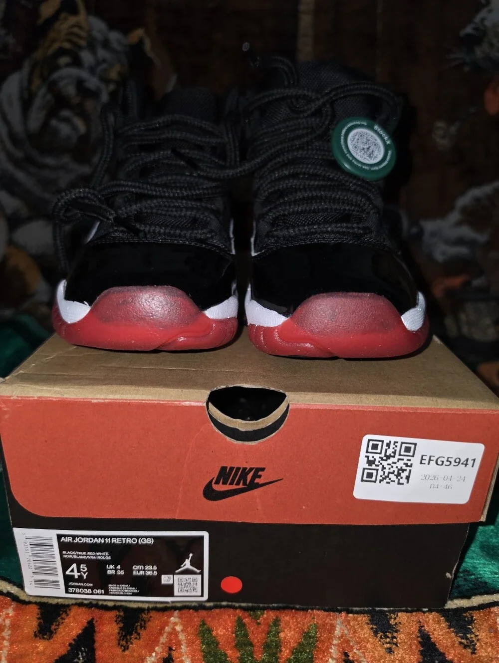 Air Jordan 11 FIRE! NIB! Retro GS Playoffs Bred 2019 #378038 061. Sz W6/4.5Y.